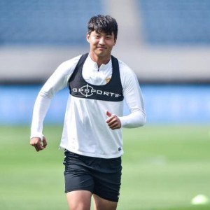 开云全站-郭田雨摘金童提升自信 99国青金童奖“帽子戏法”